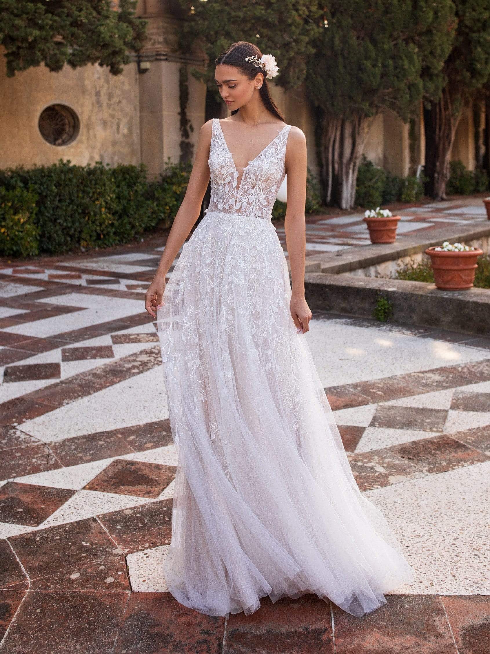 Pronovias: Elara – Camellia Bridal Shop